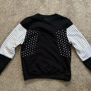 Black/White Starred Maxi Milian Sweater Sz 2xl